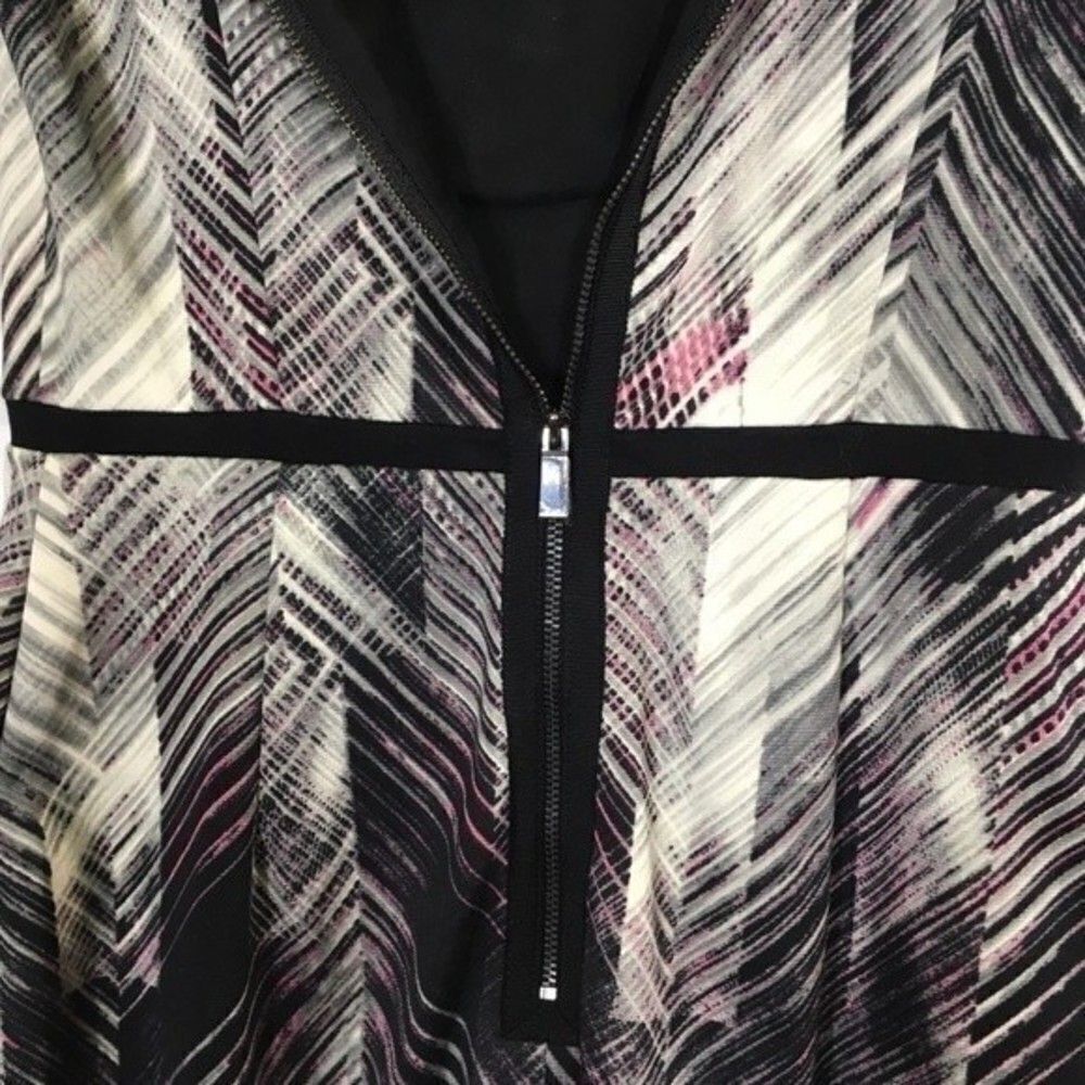Vince Camuto Black, White & Pale Pink Graphic Sheath Dress - Picture 6 of 13